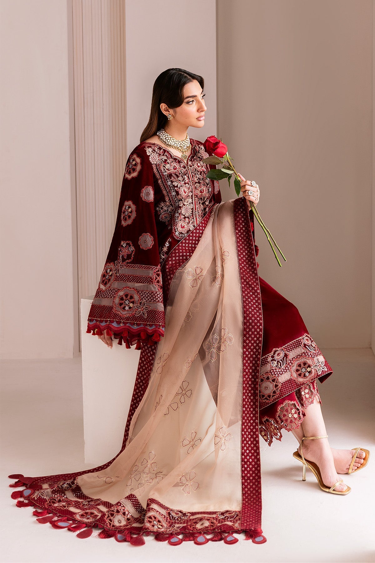 AF-VLT-2226-Velzari | MAKHMAL - Luxury Velvet Edit | ALIZEH FASHION
