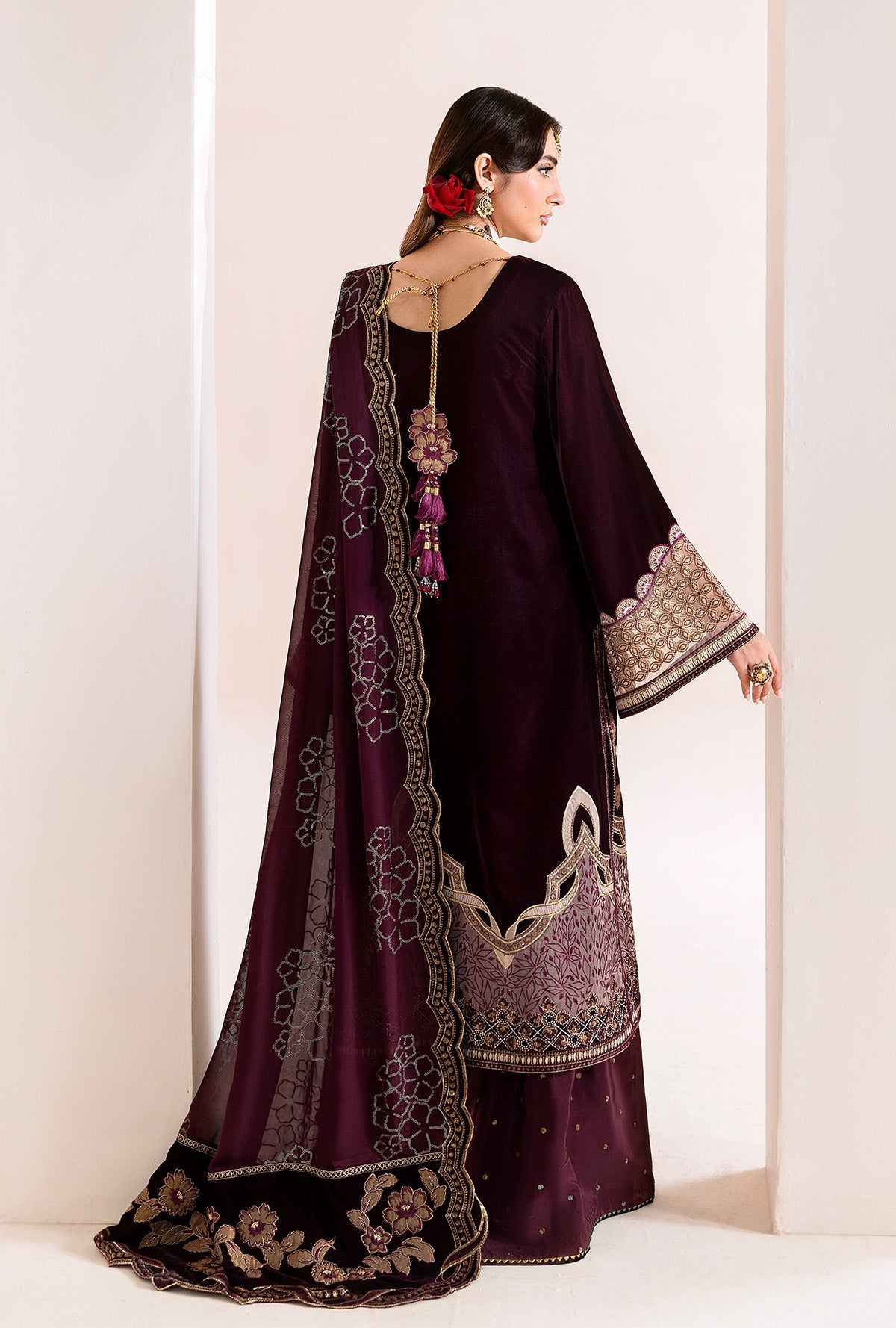 AF-VLT-2221-Mehree | MAKHMAL - Luxury Velvet Edit | ALIZEH FASHION