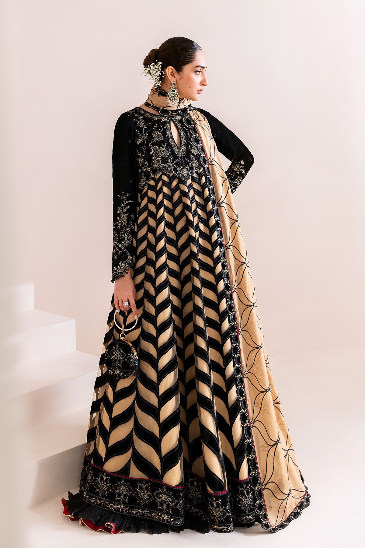 AF-VLT-2223-Noor Jahan | MAKHMAL - Luxury Velvet Edit | ALIZEH FASHION