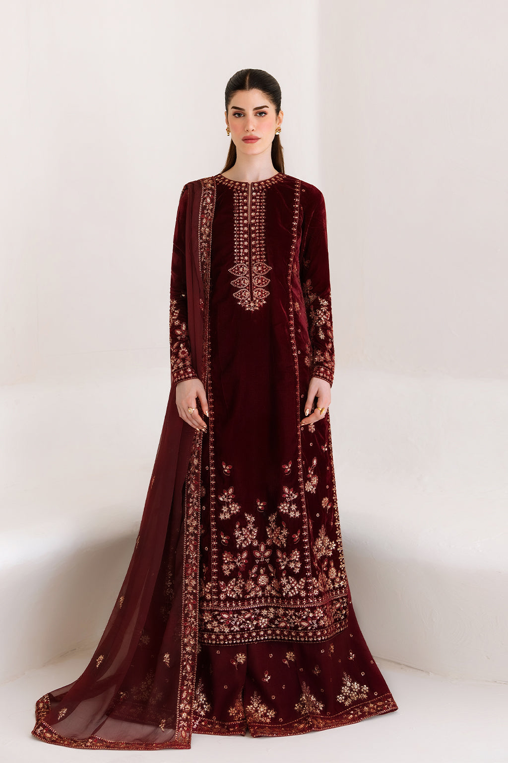 CORINNE | VELVET AFFAIR | EMAAN ADEEL
