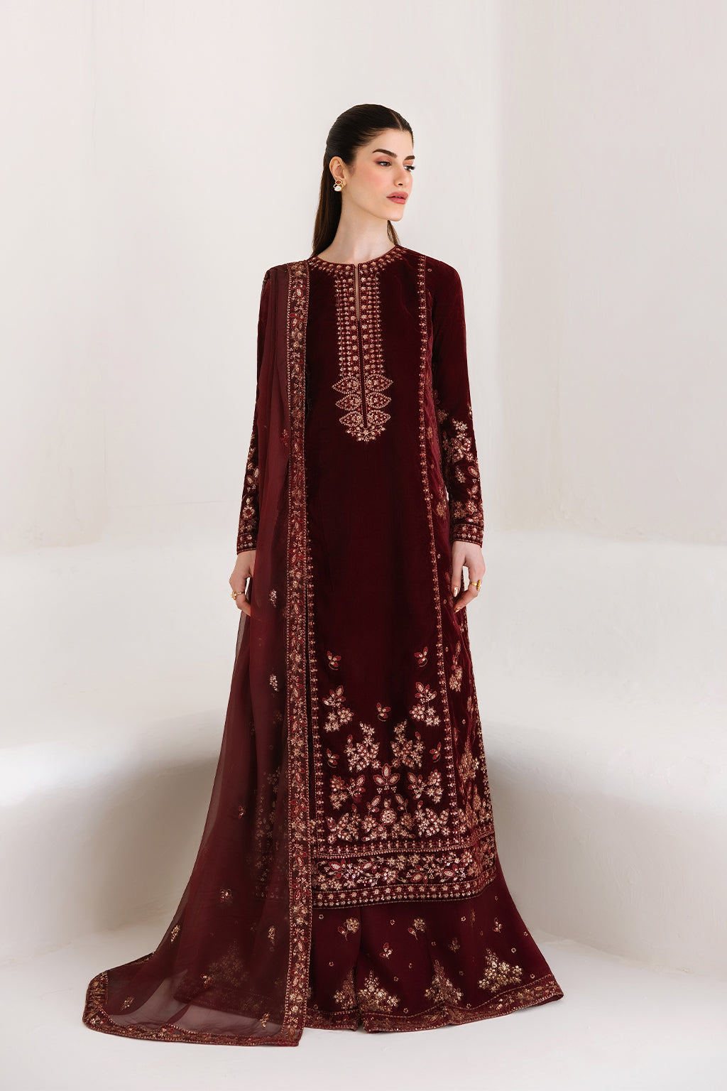 CORINNE | VELVET AFFAIR | EMAAN ADEEL