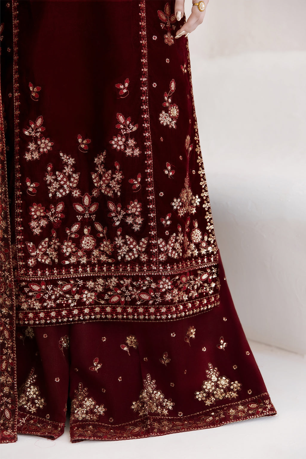 CORINNE | VELVET AFFAIR | EMAAN ADEEL