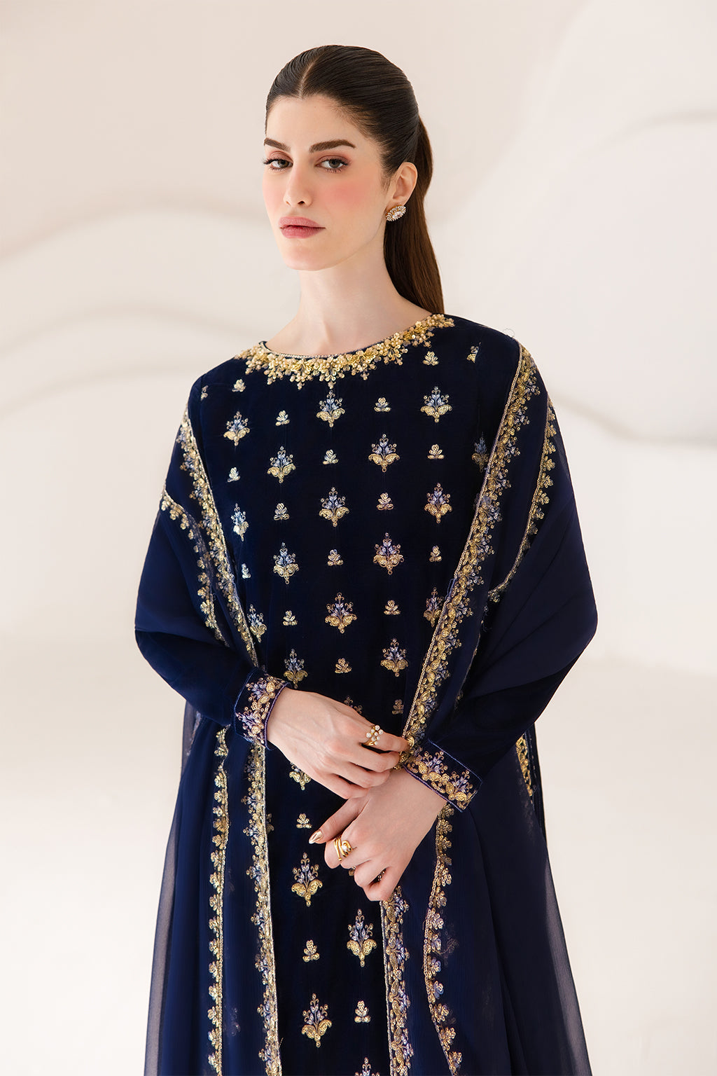 ESMERAY | VELVET AFFAIR | EMAAN ADEEL