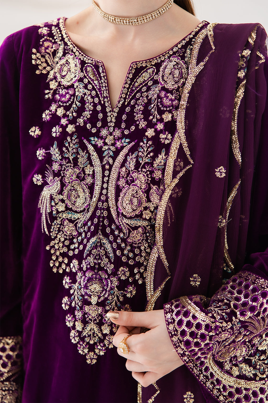 MAELLE | VELVET AFFAIR | EMAAN ADEEL
