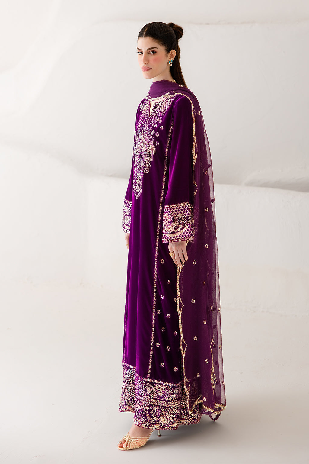 MAELLE | VELVET AFFAIR | EMAAN ADEEL