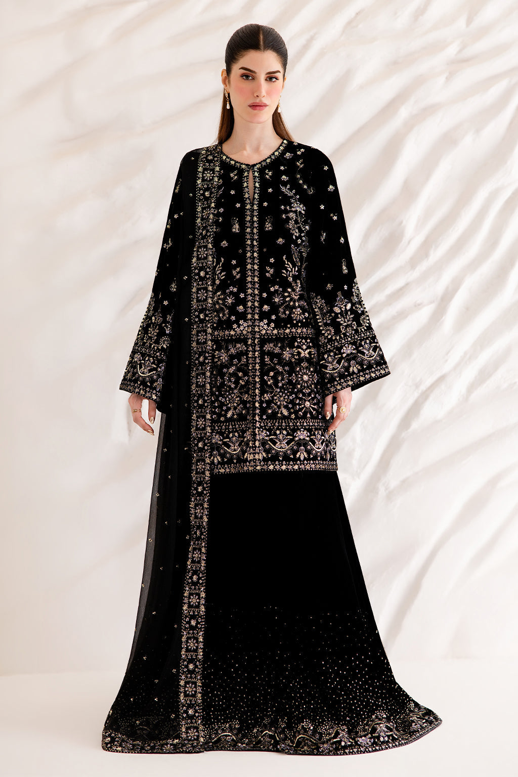 LIVIA | VELVET AFFAIR | EMAAN ADEEL