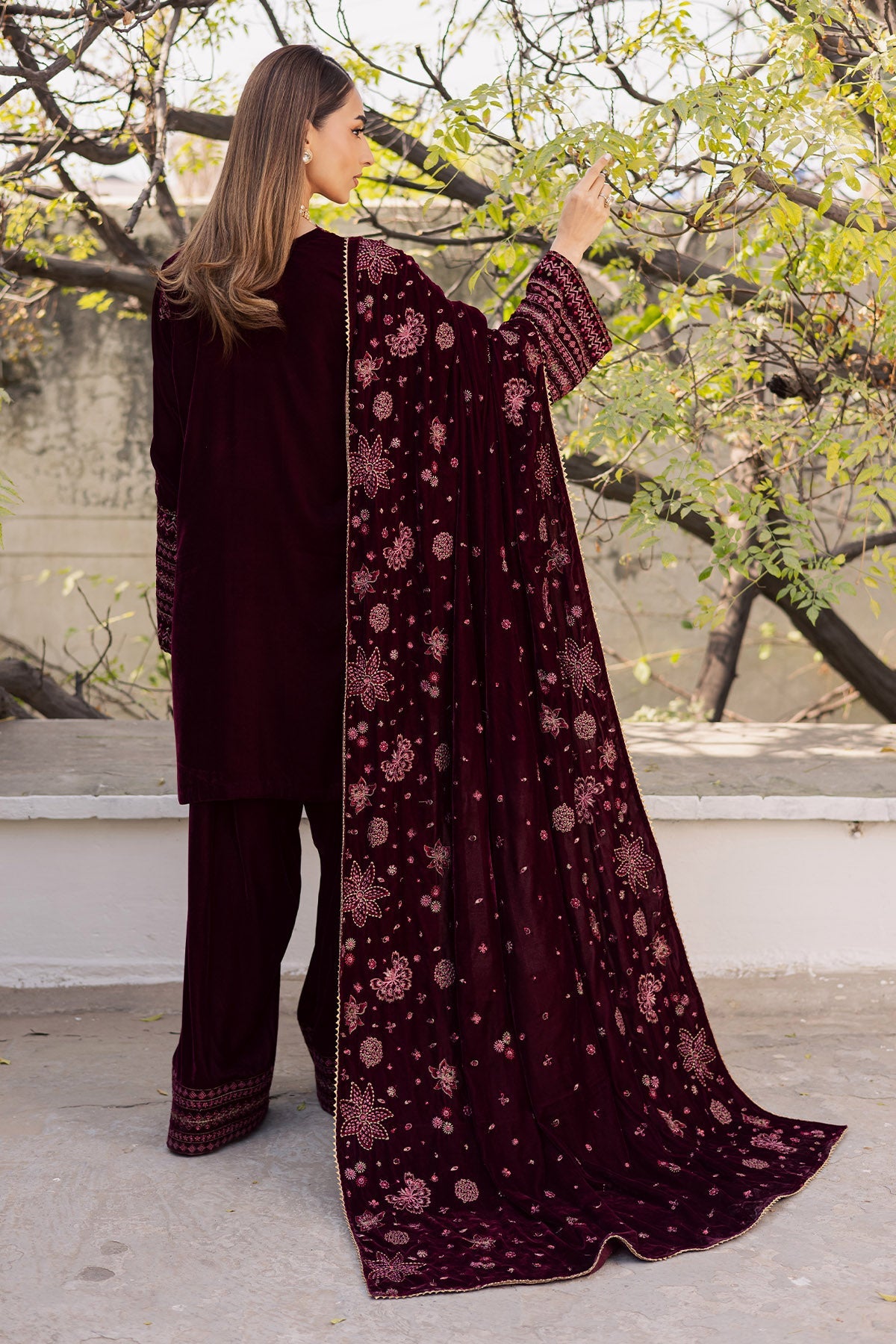 NW-120 | MAYA VELVET | NUREH