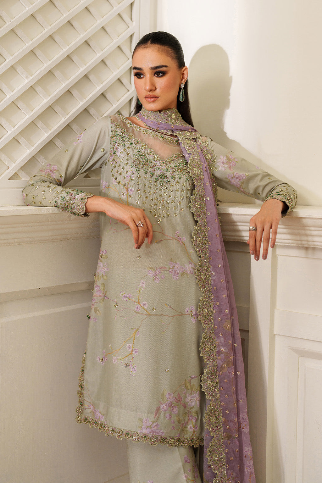 UE-539 Printed Raw Silk | Printed Formals | IZNIK