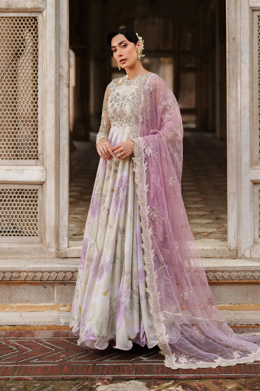 UE-546 Embroidered Chiffon | Printed Formals | IZNIK