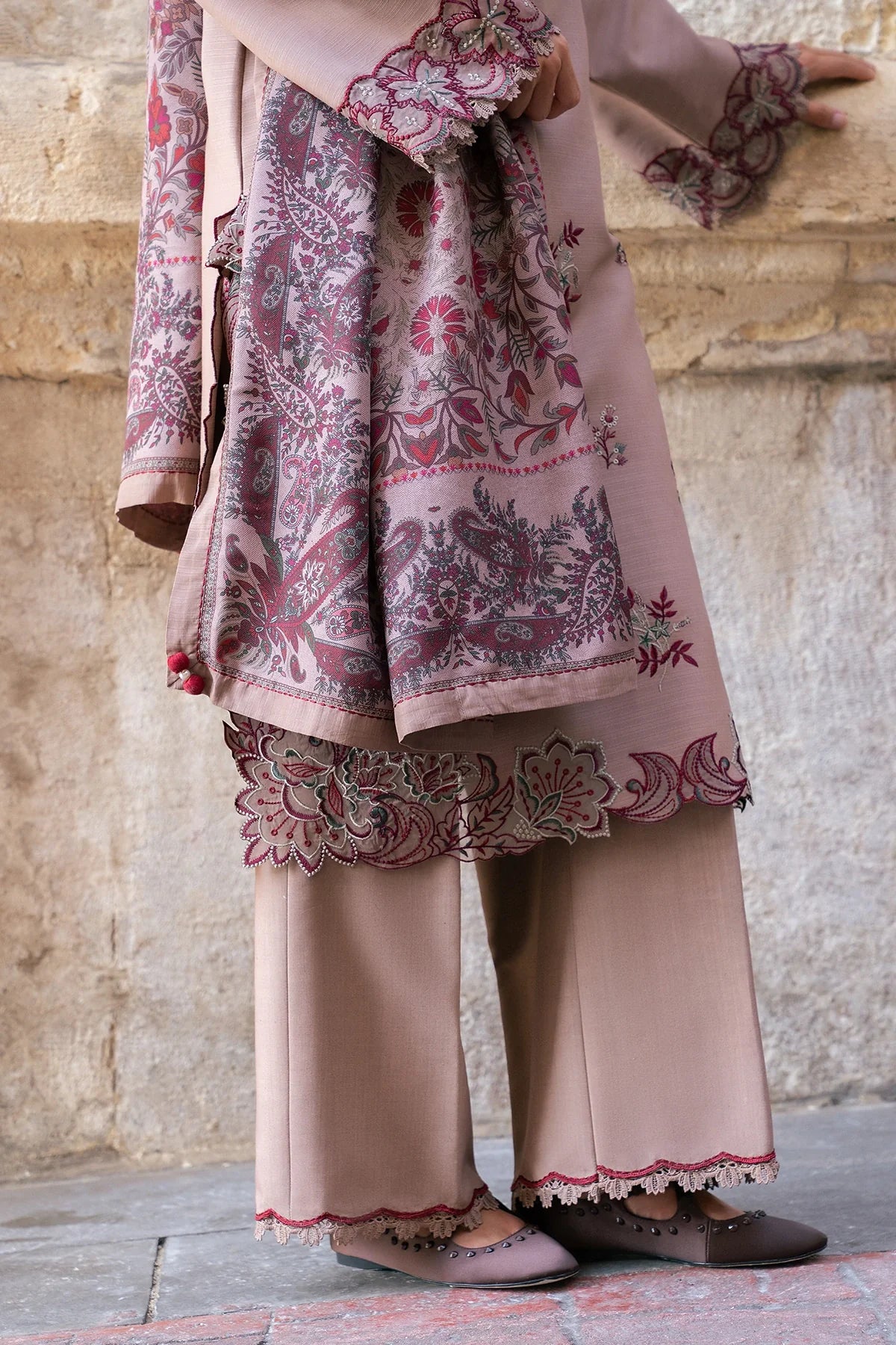 Bloom | MEET ME IN ISTANBUL | Rang Rasiya Free Shipping to UK/USA/UAE Kapraye