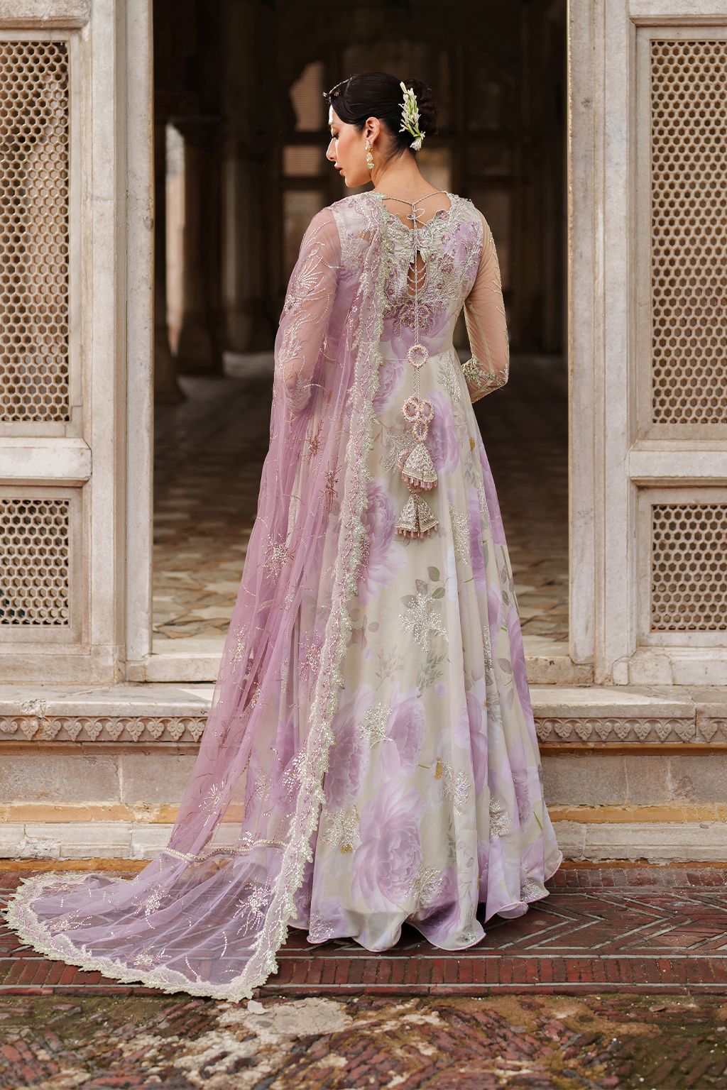 UE-546 Embroidered Chiffon | Printed Formals | IZNIK