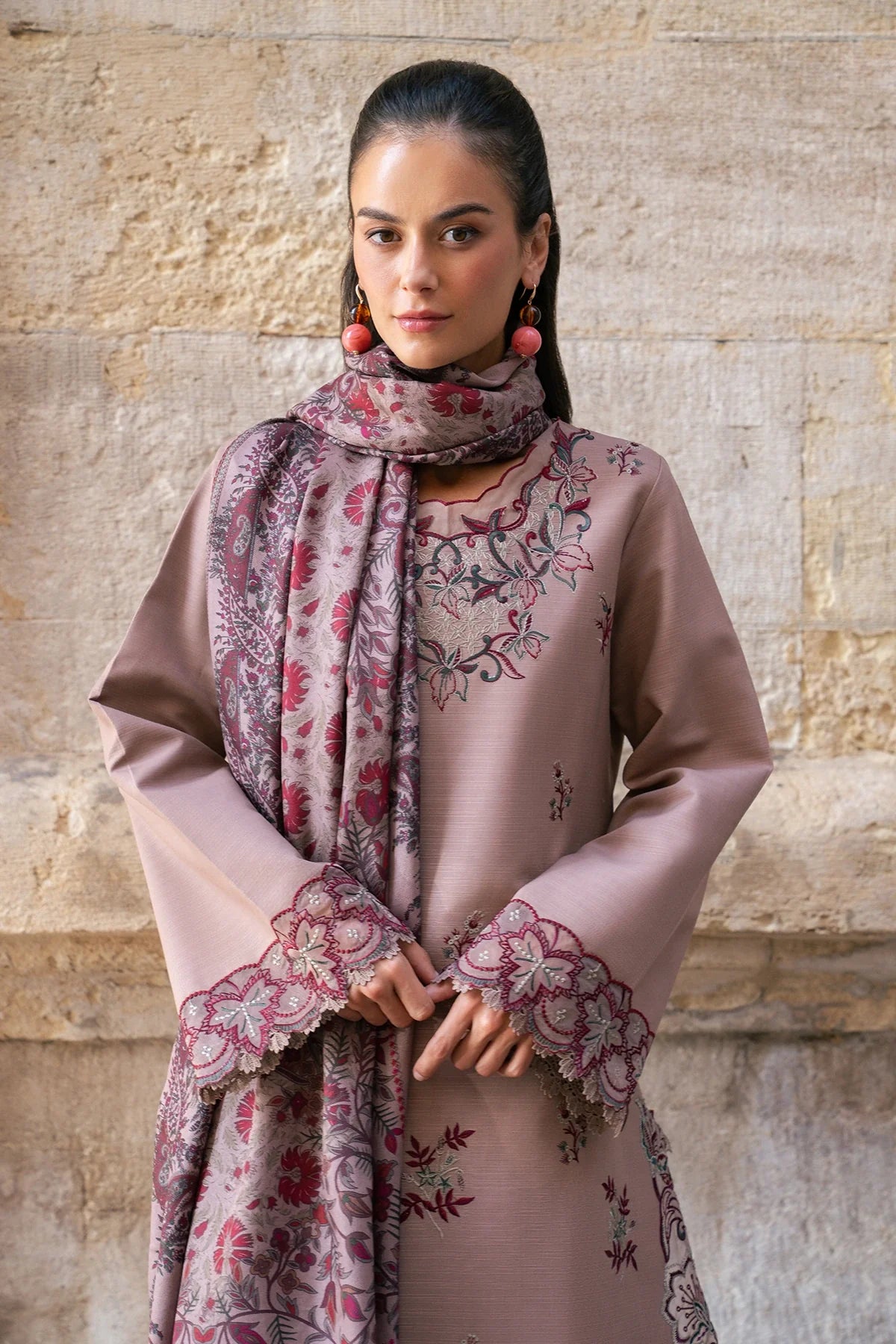 Bloom | MEET ME IN ISTANBUL | Rang Rasiya Free Shipping to UK/USA/UAE Kapraye