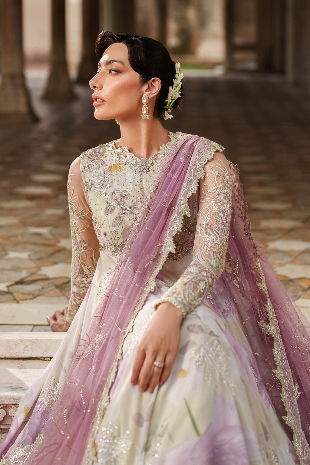 UE-546 Embroidered Chiffon | Printed Formals | IZNIK