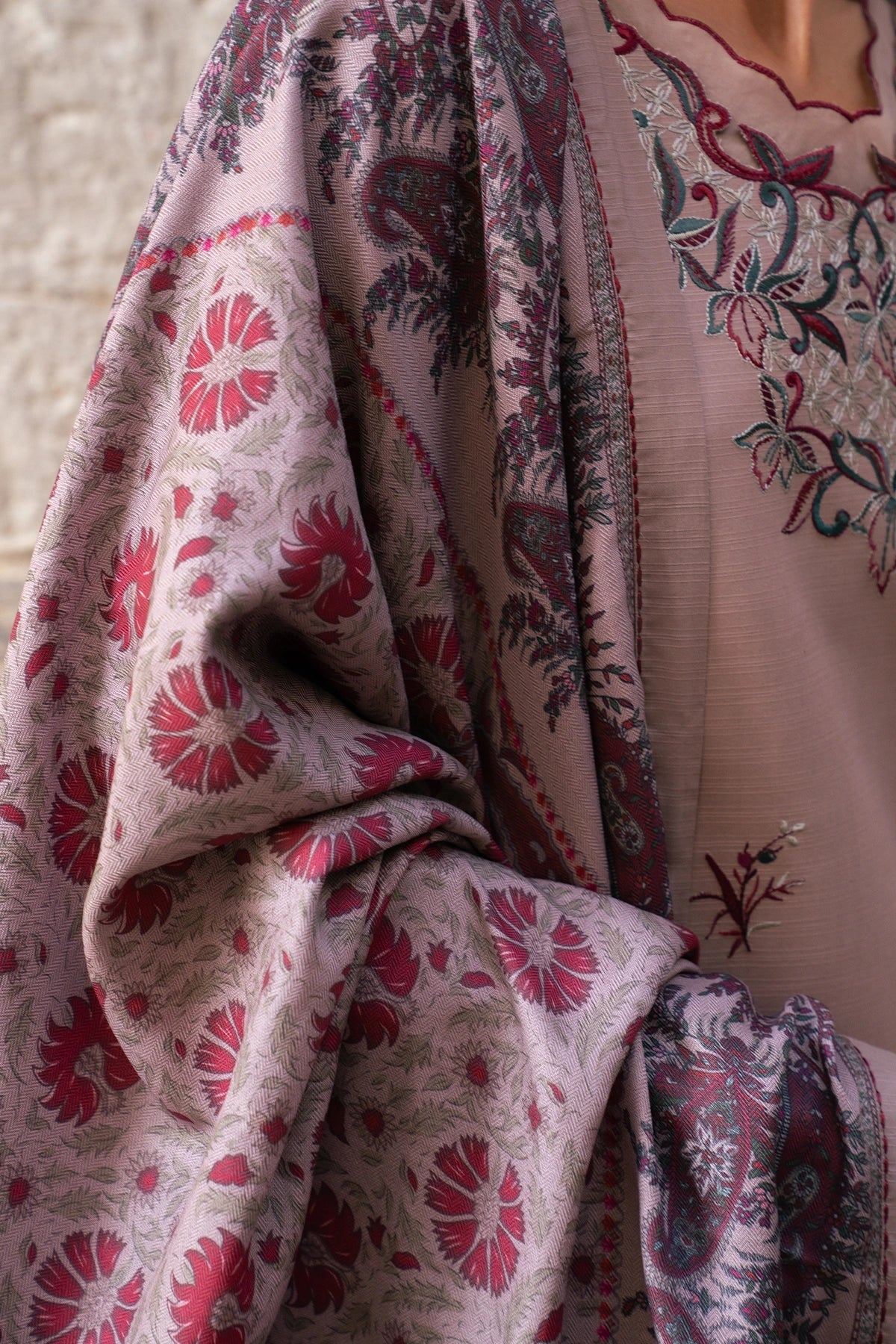 Bloom | MEET ME IN ISTANBUL | Rang Rasiya Free Shipping to UK/USA/UAE Kapraye