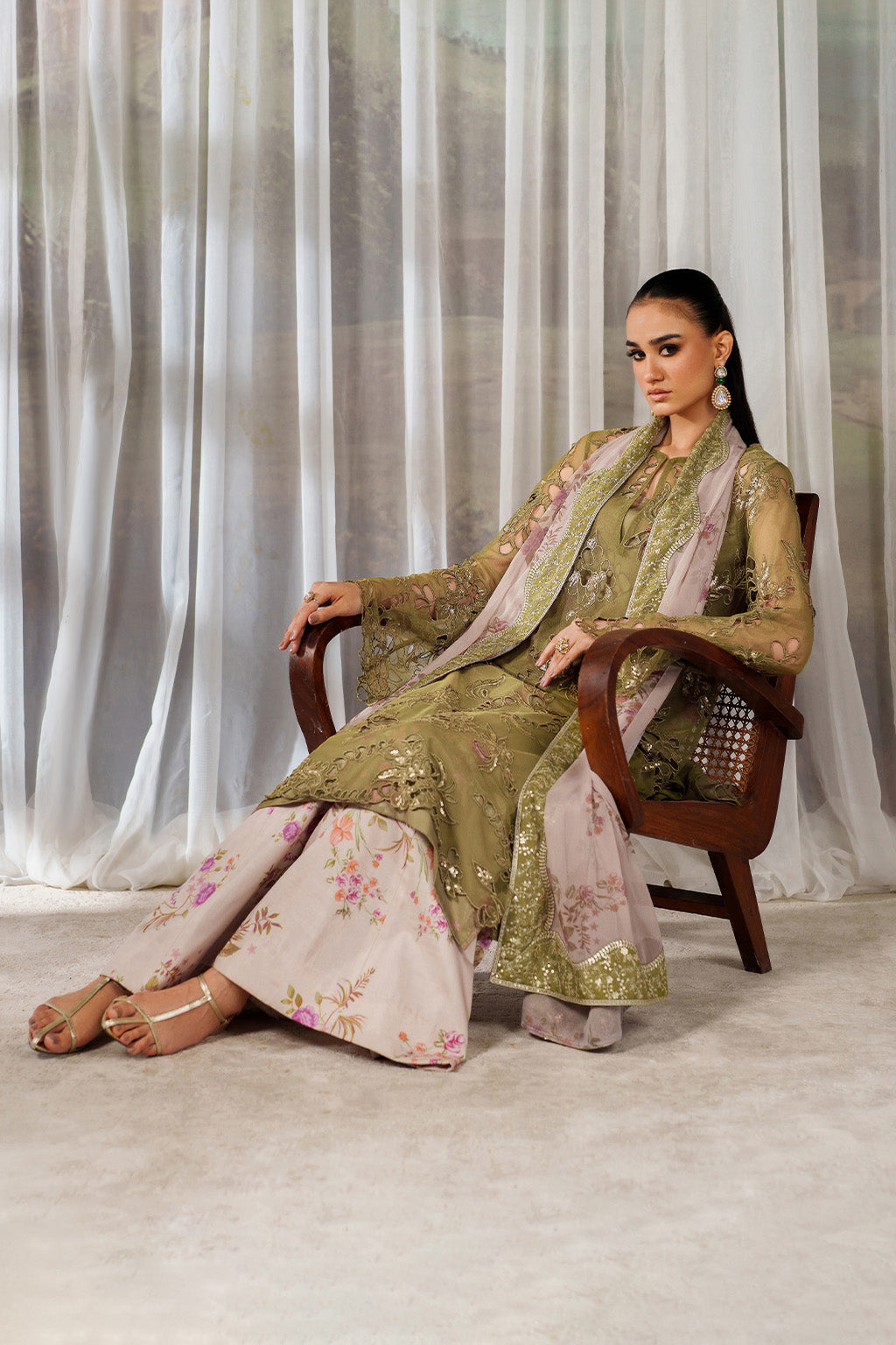 UE-543 Printed Raw Silk | Printed Formals | IZNIK