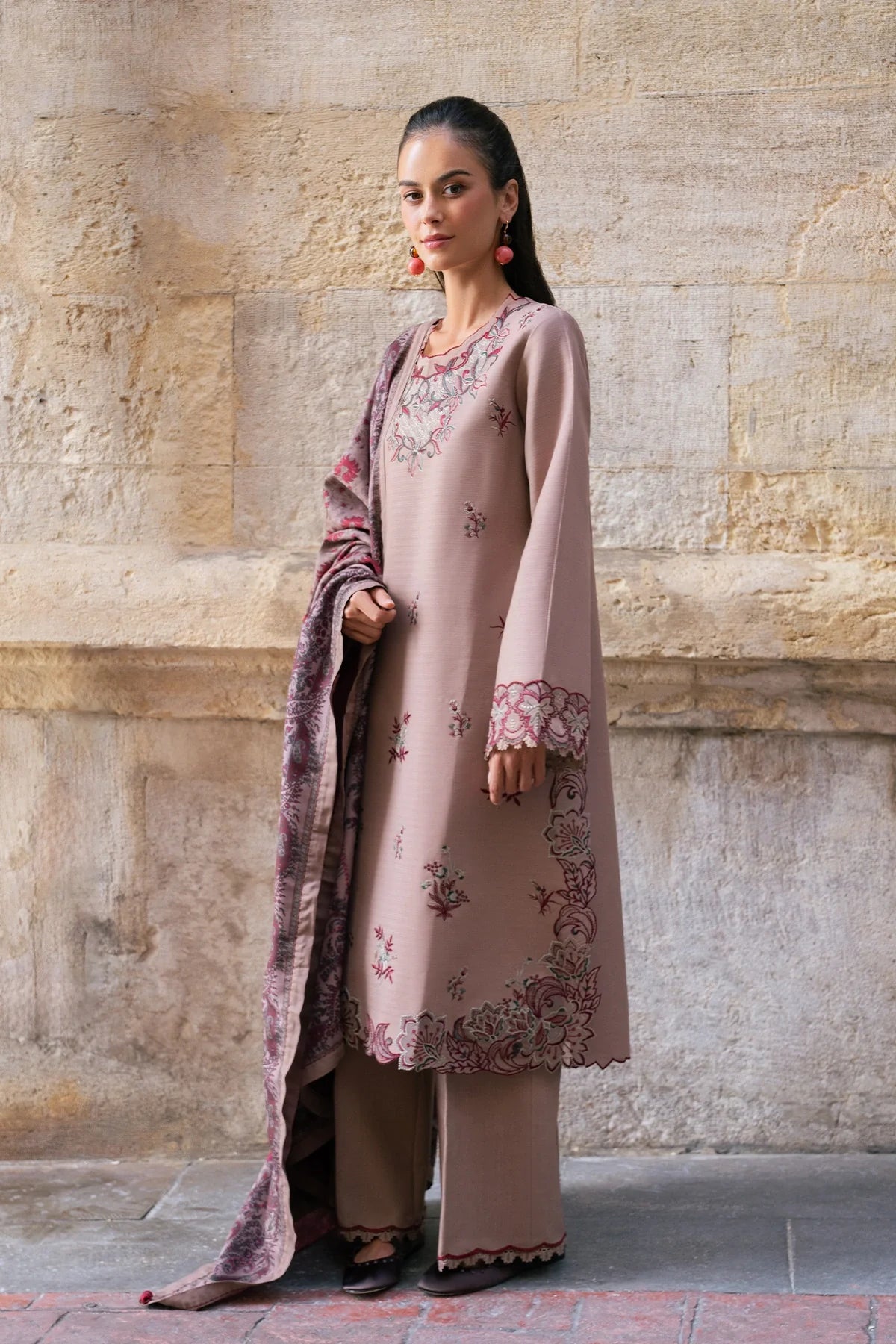 Bloom | MEET ME IN ISTANBUL | Rang Rasiya Free Shipping to UK/USA/UAE Kapraye