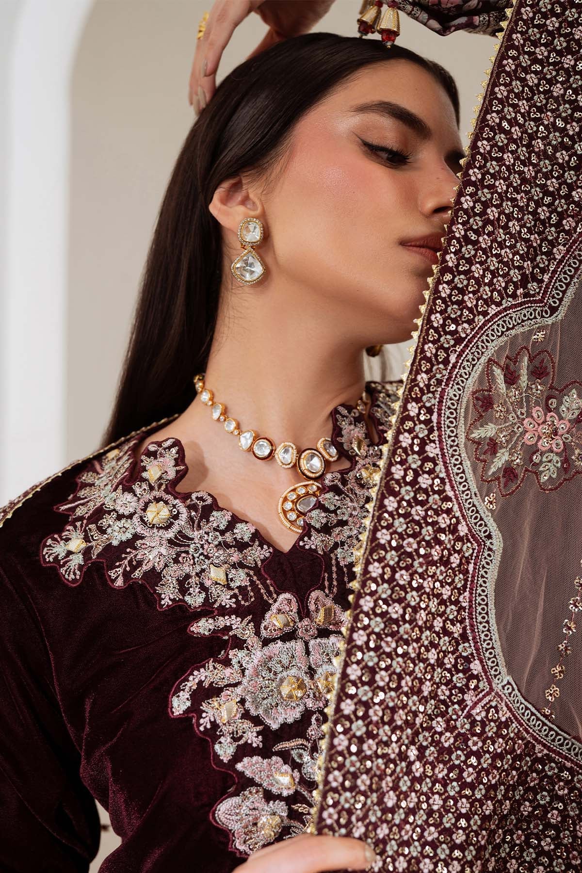 NW-110 | MAYA VELVET | NUREH