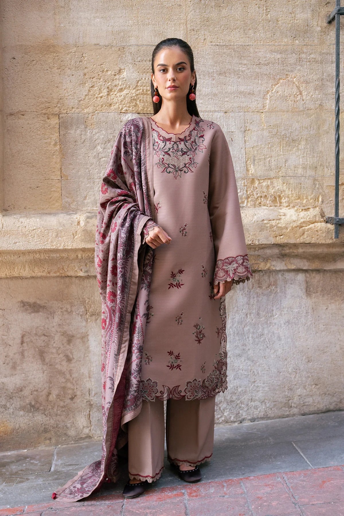 Bloom | MEET ME IN ISTANBUL | Rang Rasiya Free Shipping to UK/USA/UAE Kapraye