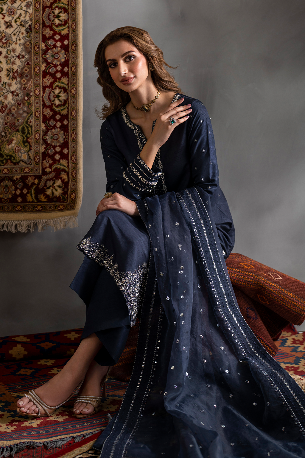 IRS-11 | LUXE RAW SILK | IZNIK in UK USA UAE online kapraye.com