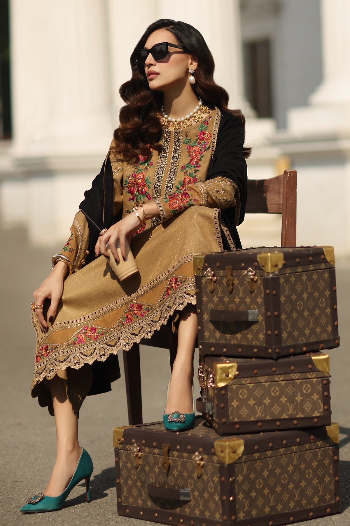 CSW5-05 | SIGNATURE VOL 1 WINTER 2025 | CHARIZMA