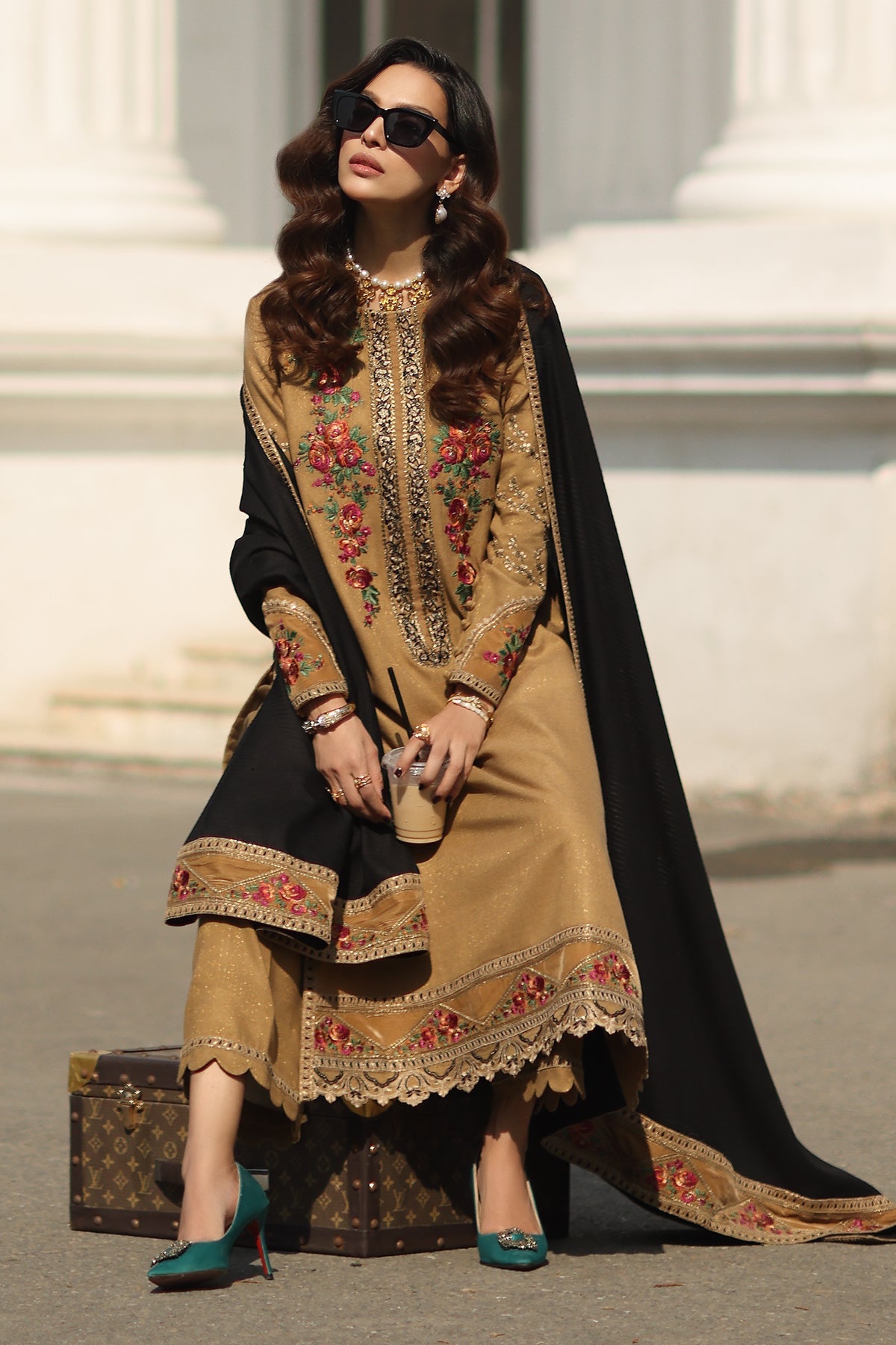 CSW5-05 | SIGNATURE VOL 1 WINTER 2025 | CHARIZMA