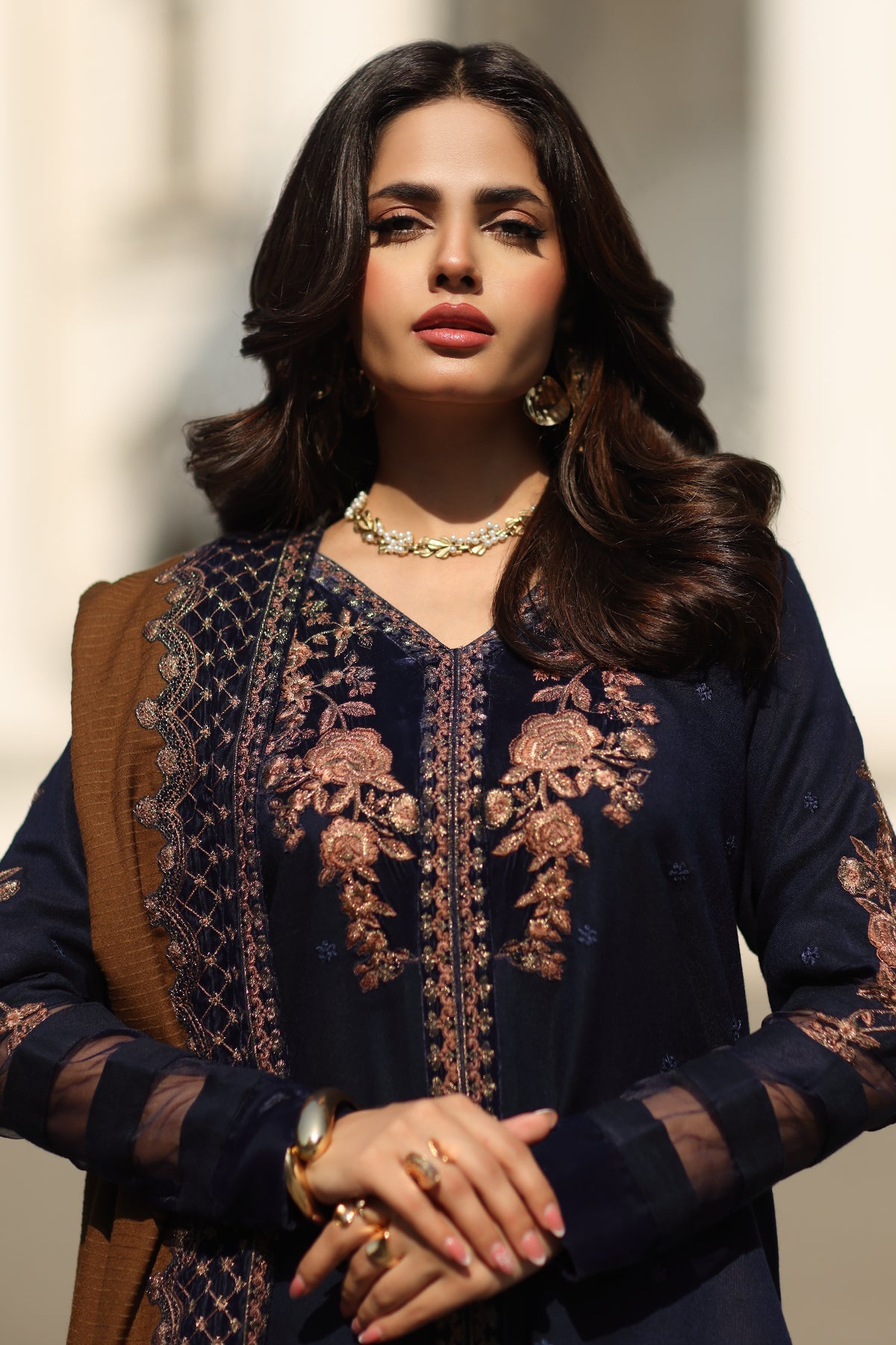 CSW5-01 | SIGNATURE VOL 1 WINTER 2025 | CHARIZMA