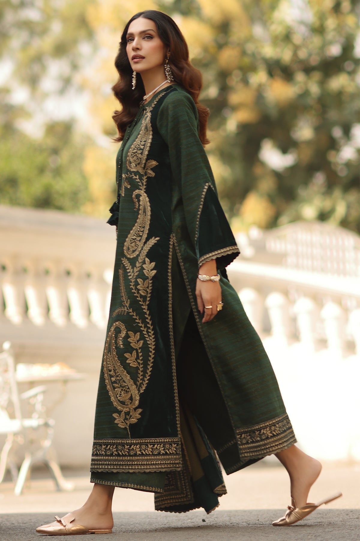 CSW5-07 | SIGNATURE VOL 1 WINTER 2025 | CHARIZMA