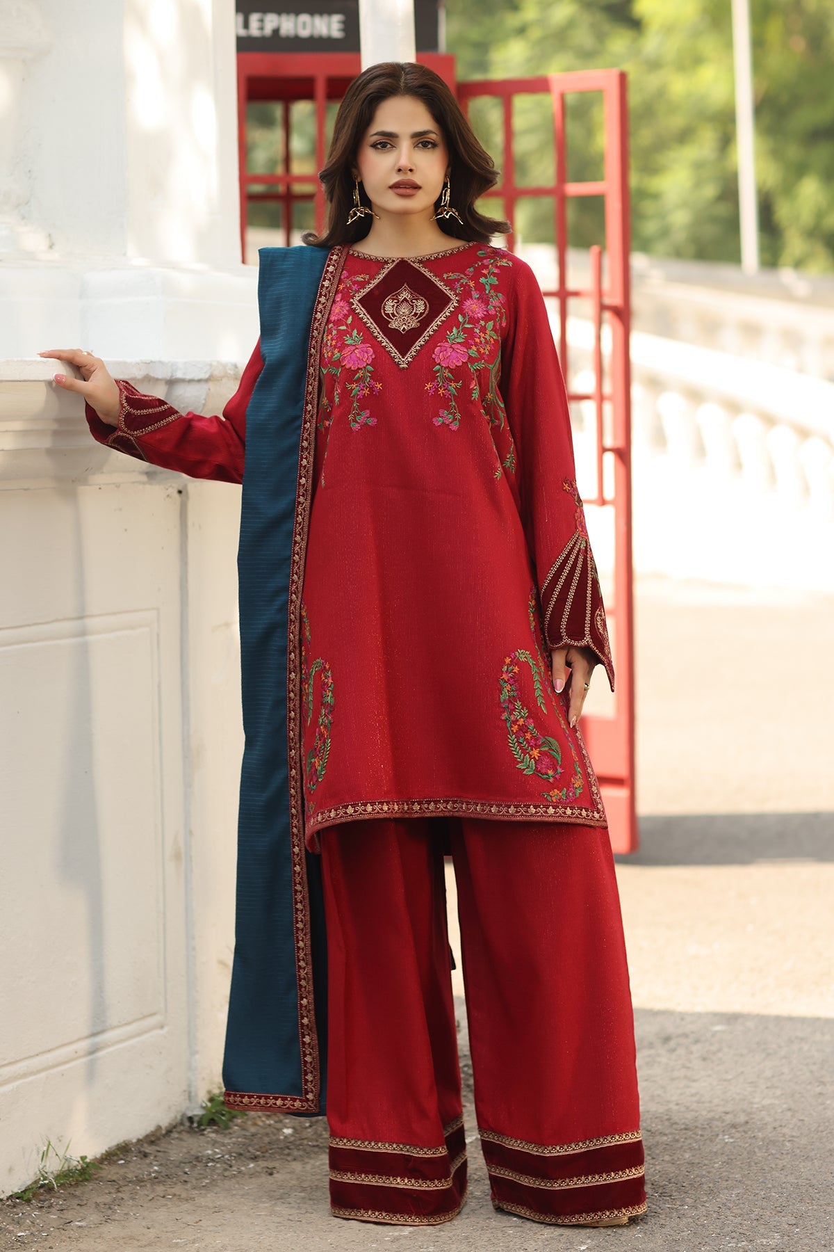 CSW5-02 | SIGNATURE VOL 1 WINTER 2025 | CHARIZMA