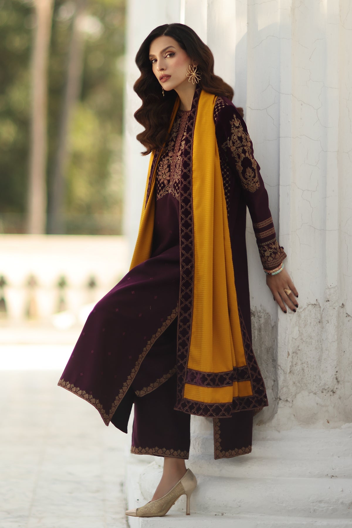 CSW5-09 | SIGNATURE VOL 1 WINTER 2025 | CHARIZMA