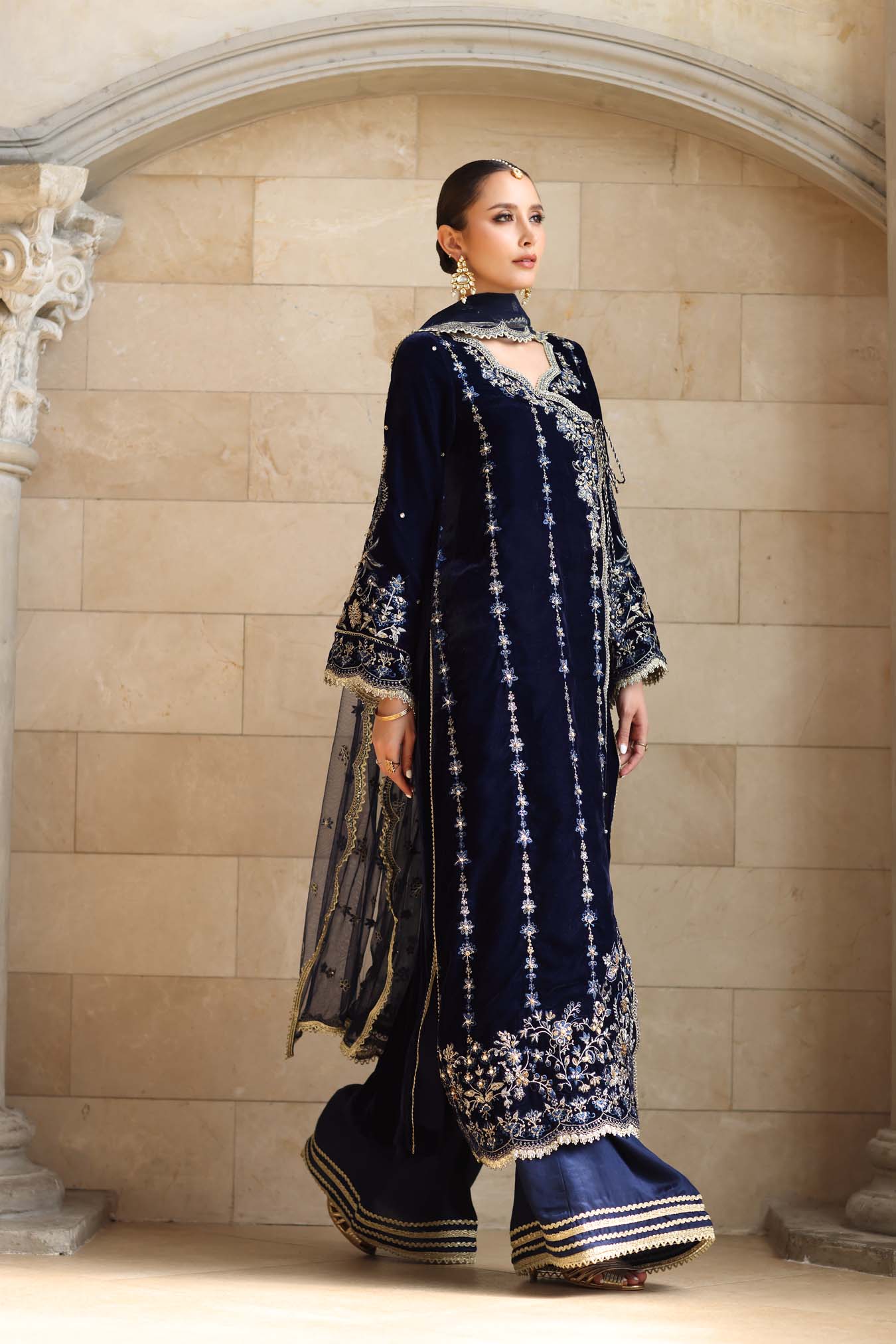 Falak | HANDCRAFTED VELVET '25 | NOOR BY SADIA ASAD