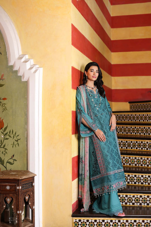 NLCL23-D2-B | NOOR LUXURY CHIKANKARI LAWN 2023 | NOOR BY SADIA ASAD in UK USA UAE online kapraye.com