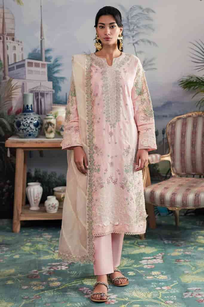 AR-01 | AYRA Collection | Emaan Adeel in UK USA UAE online kapraye.com