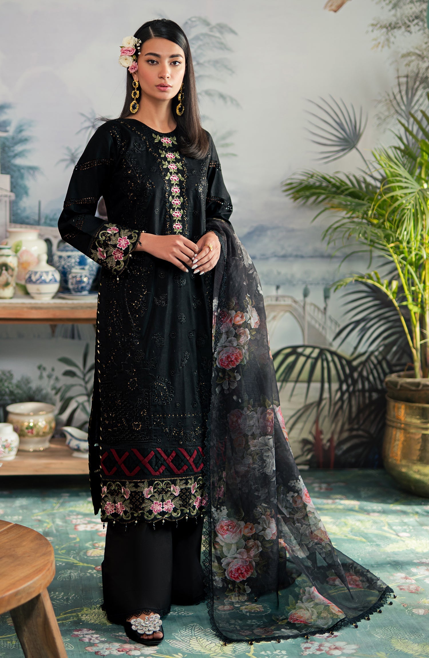 AR-05 | AYRA Collection | Emaan Adeel in UK USA UAE online kapraye.com