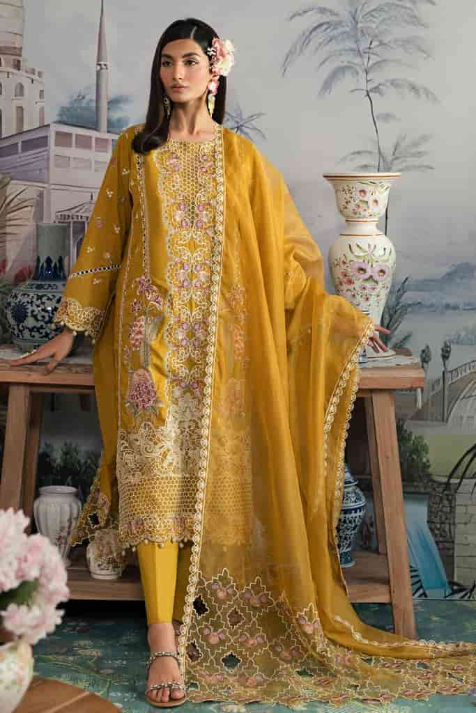 AR-06 | AYRA Collection | Emaan Adeel in UK USA UAE online kapraye.com