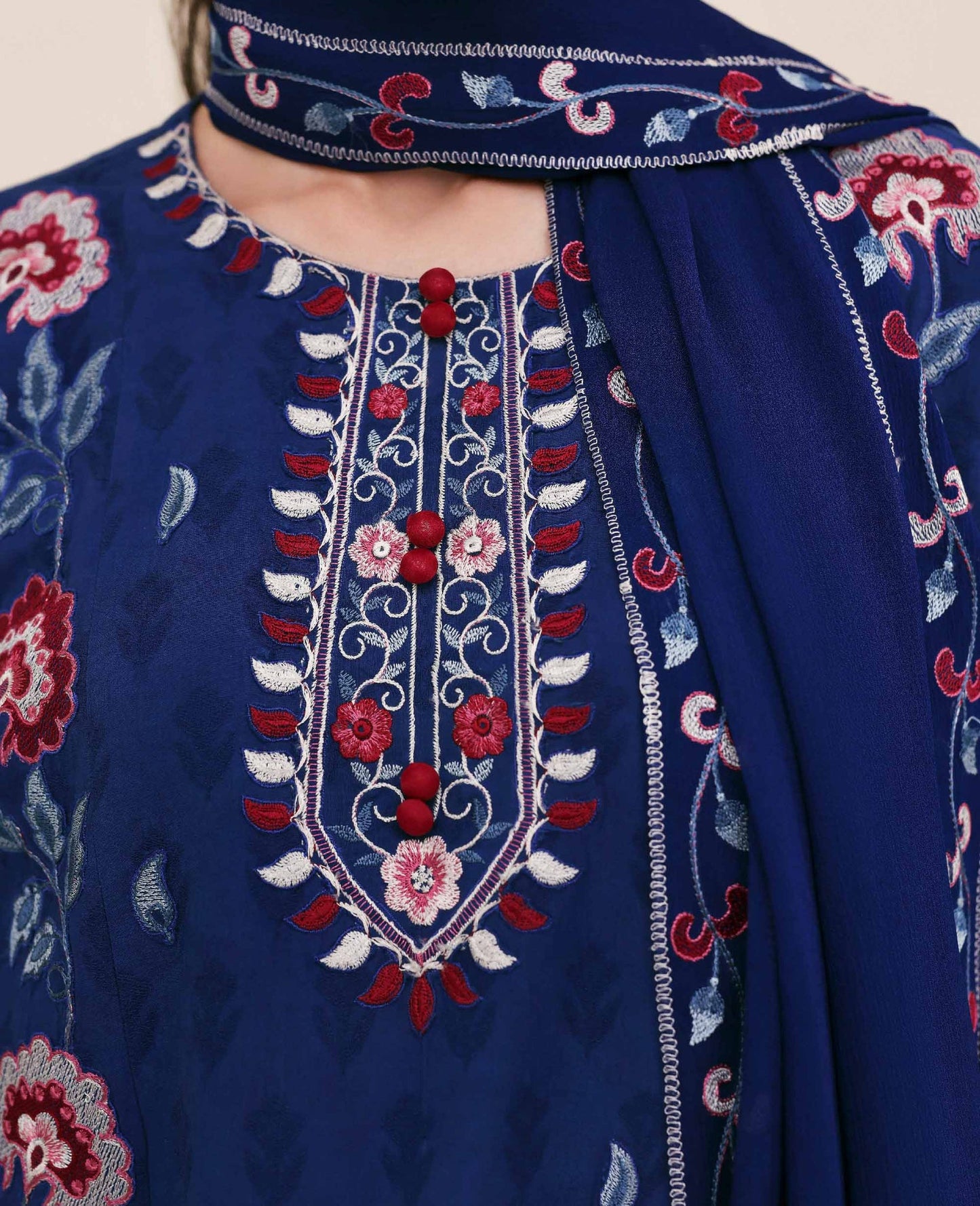 Perle | BASICS PRE FALL 2025 | REPUBLIC WOMENSWEAR