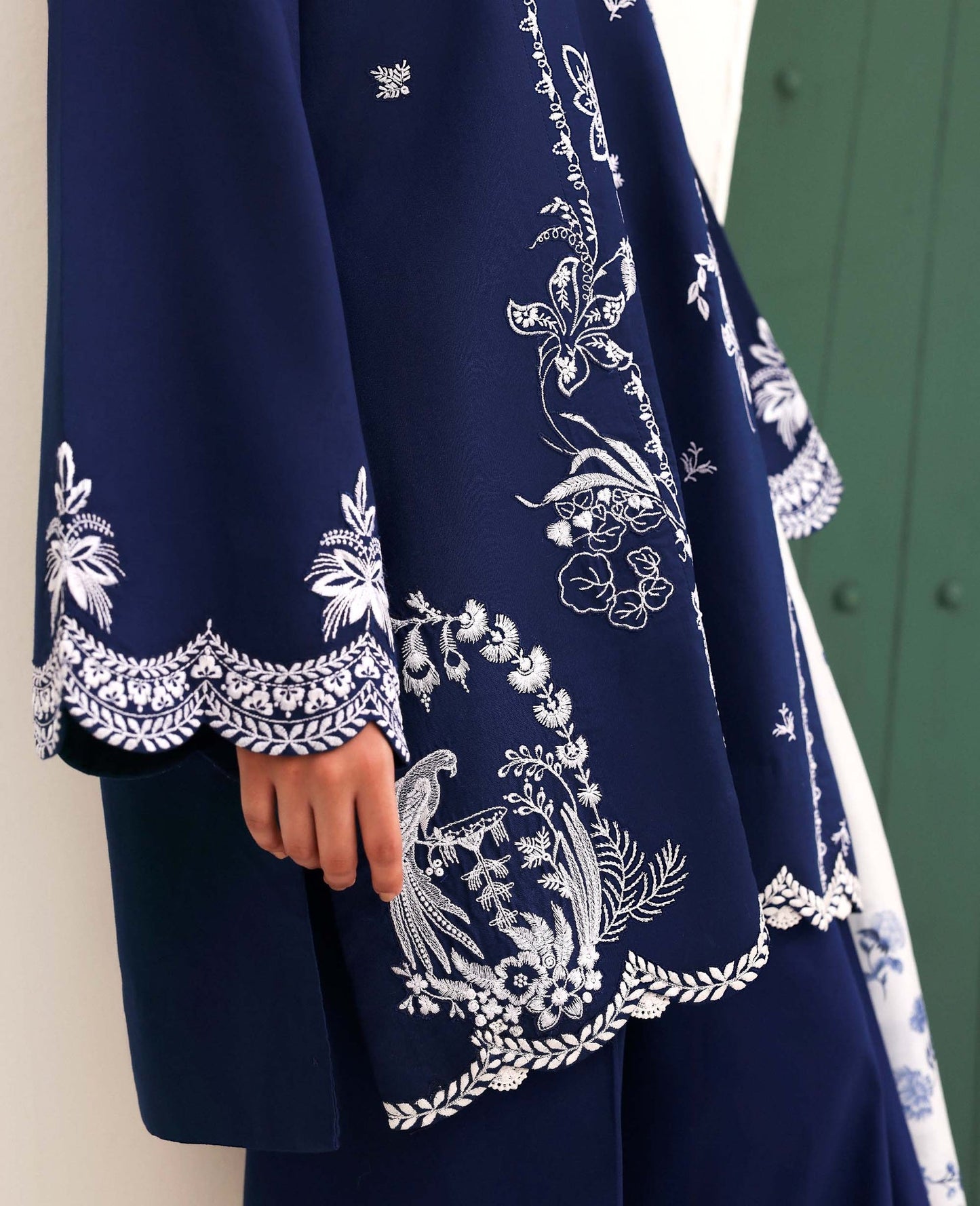 Dahlia | BASICS PRE FALL 2025 | REPUBLIC WOMENSWEAR