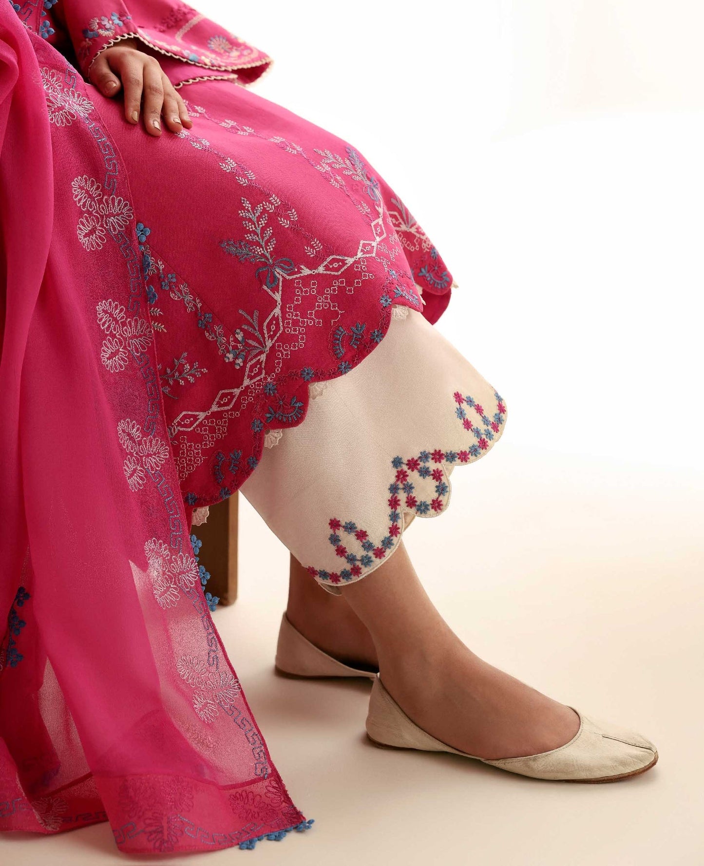 Florine | BASICS PRE FALL 2025 | REPUBLIC WOMENSWEAR