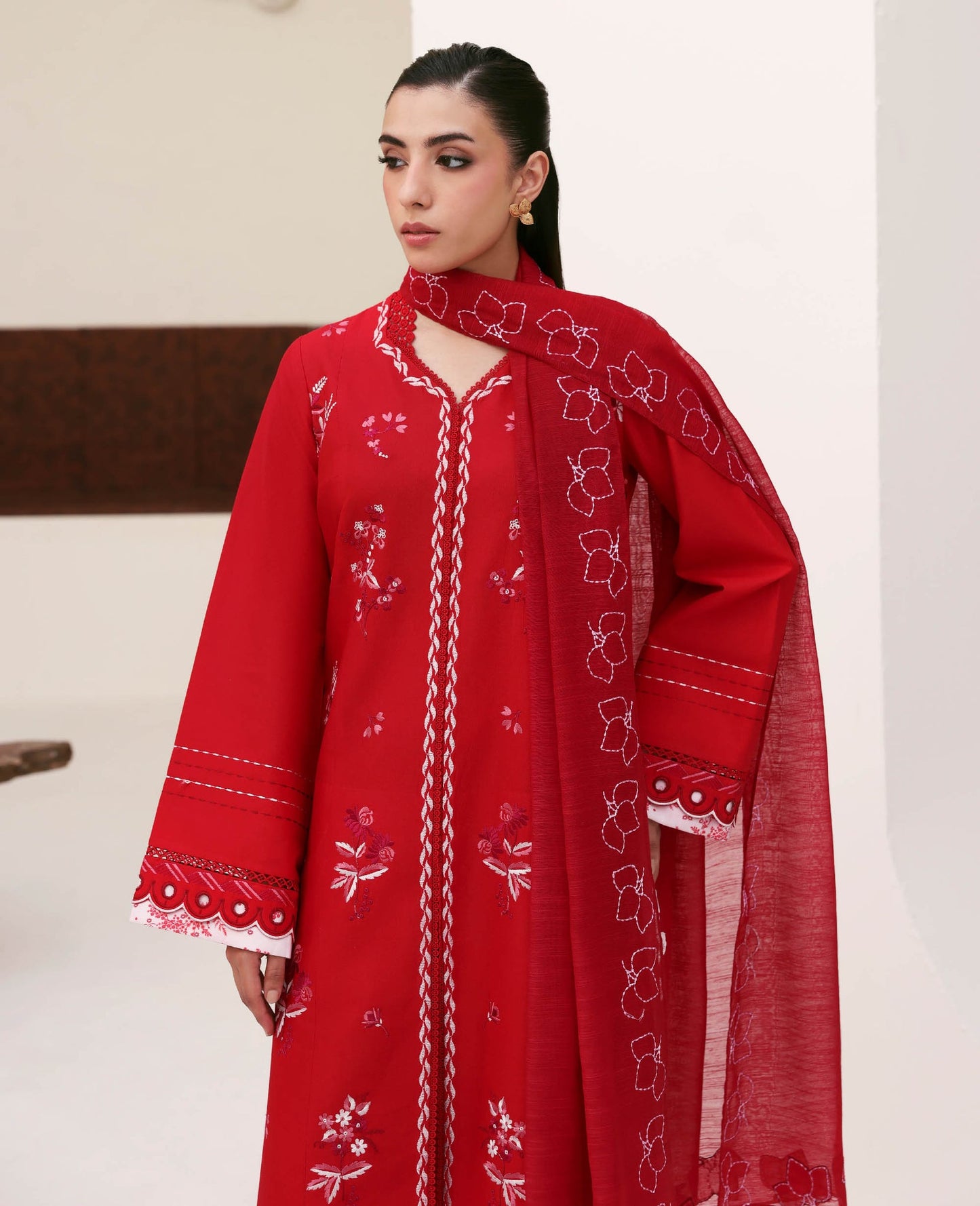 Capucine | BASICS PRE FALL 2025 | REPUBLIC WOMENSWEAR