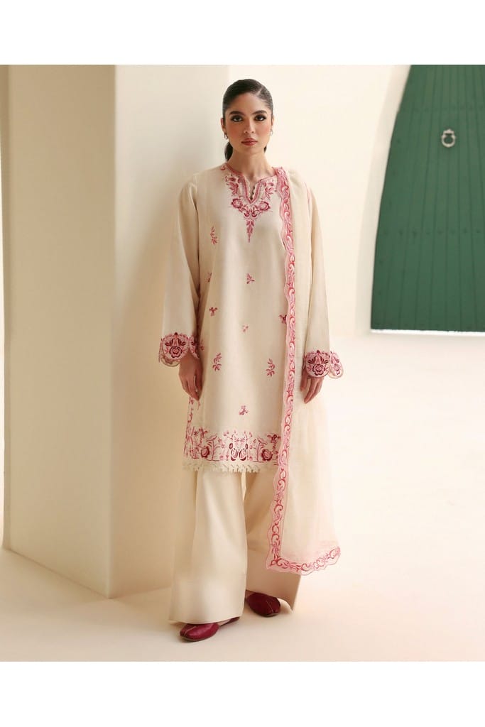 Camélia | BASICS PRE FALL 2025 | REPUBLIC WOMENSWEAR