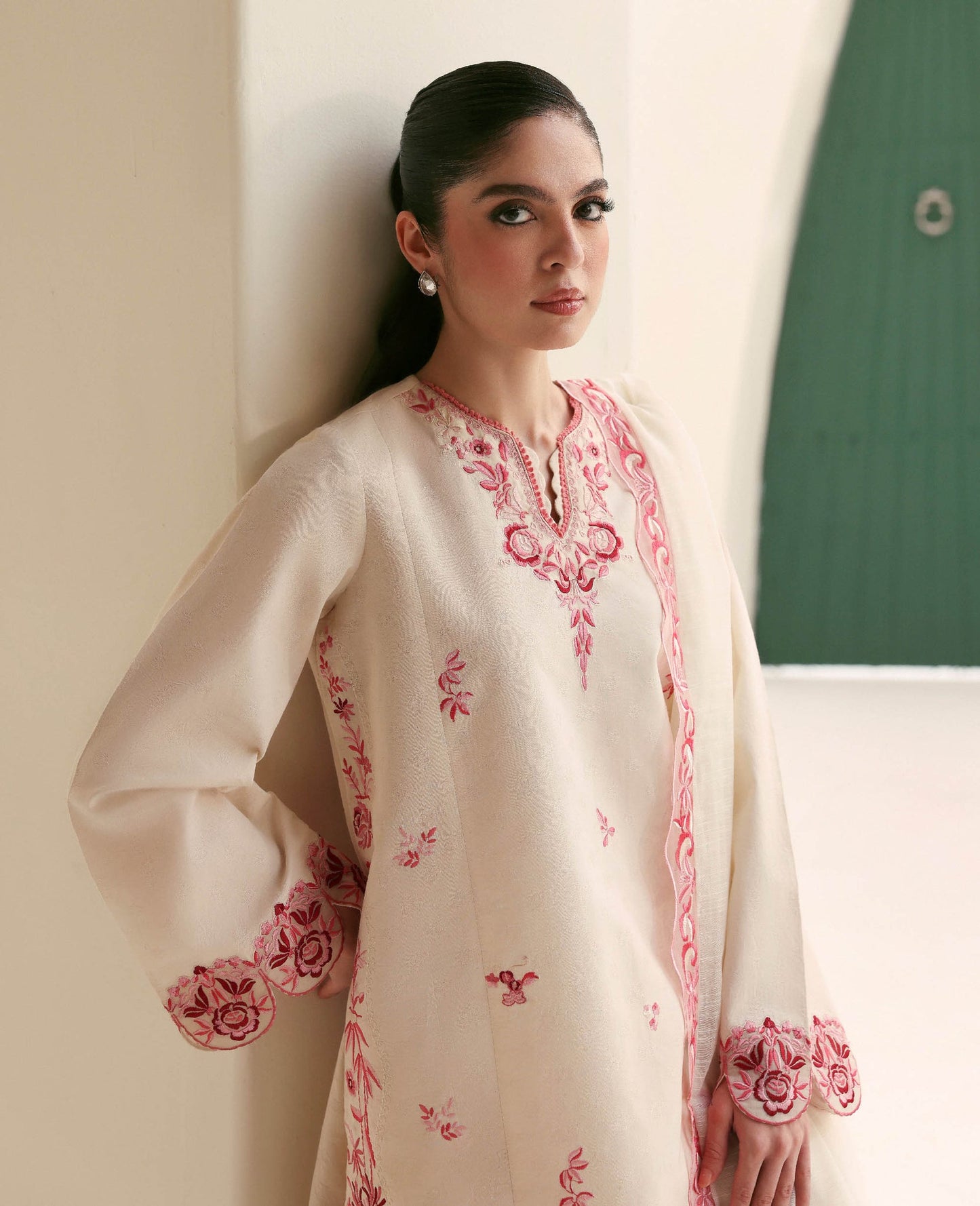 Camélia | BASICS PRE FALL 2025 | REPUBLIC WOMENSWEAR