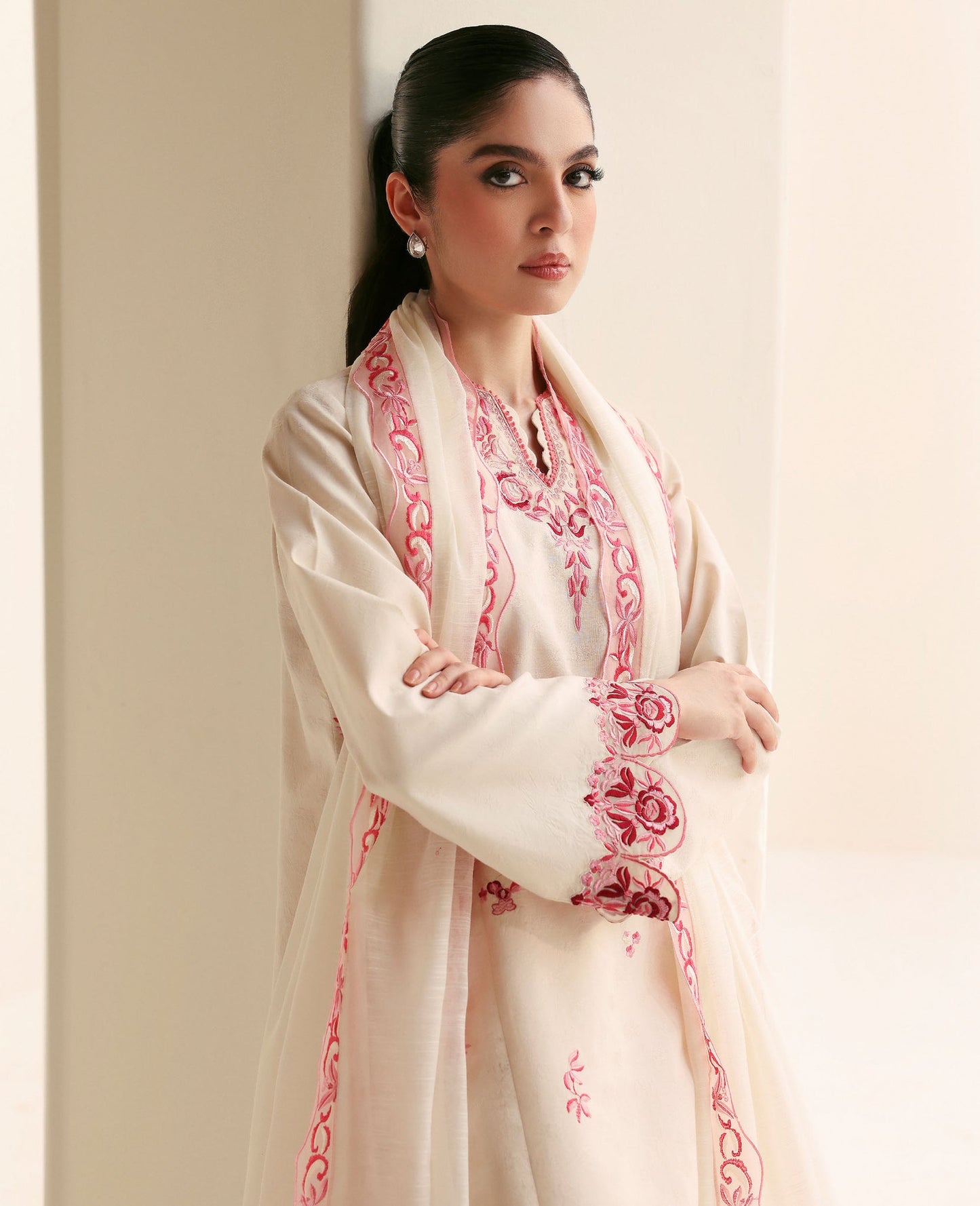 Camélia | BASICS PRE FALL 2025 | REPUBLIC WOMENSWEAR