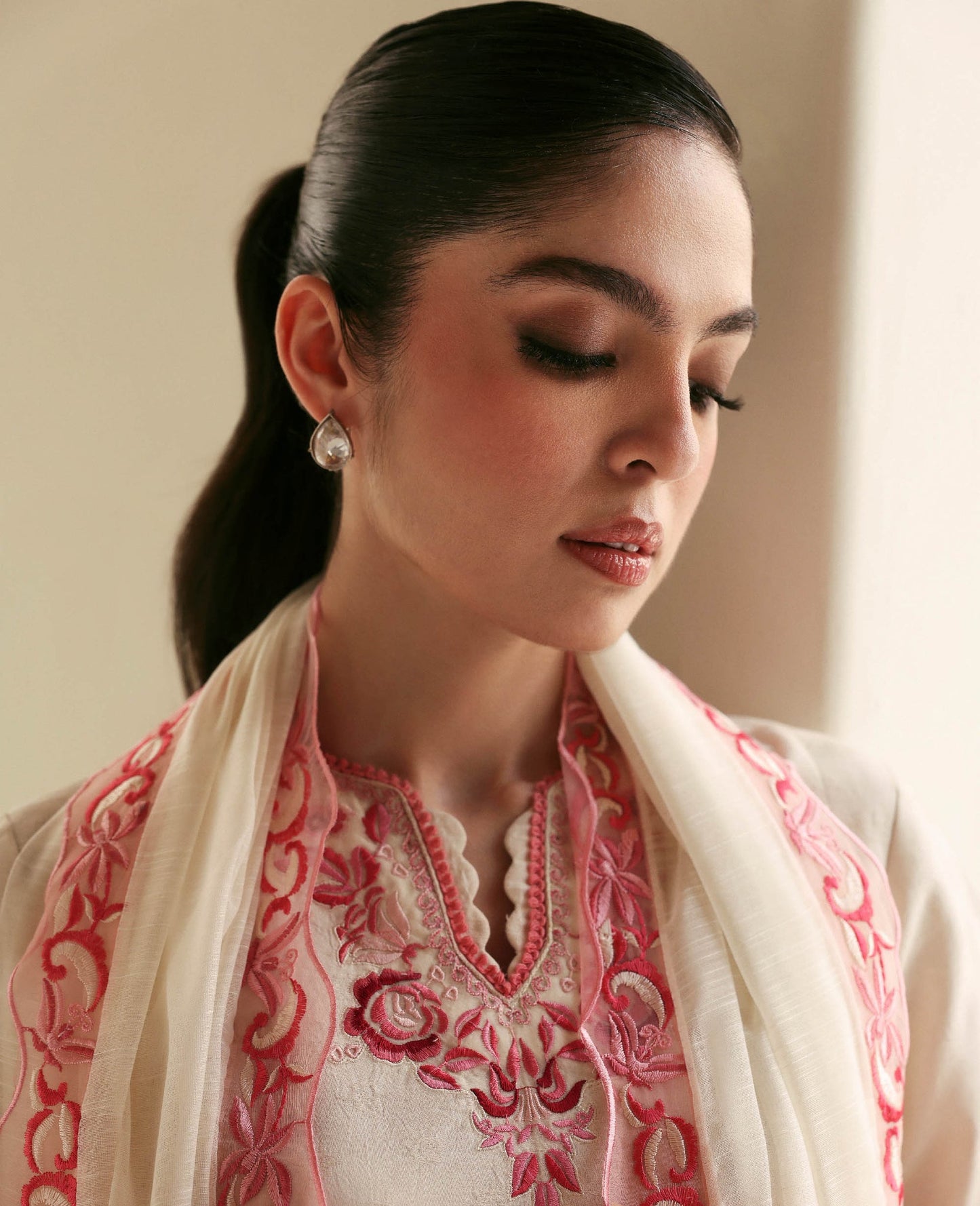 Camélia | BASICS PRE FALL 2025 | REPUBLIC WOMENSWEAR