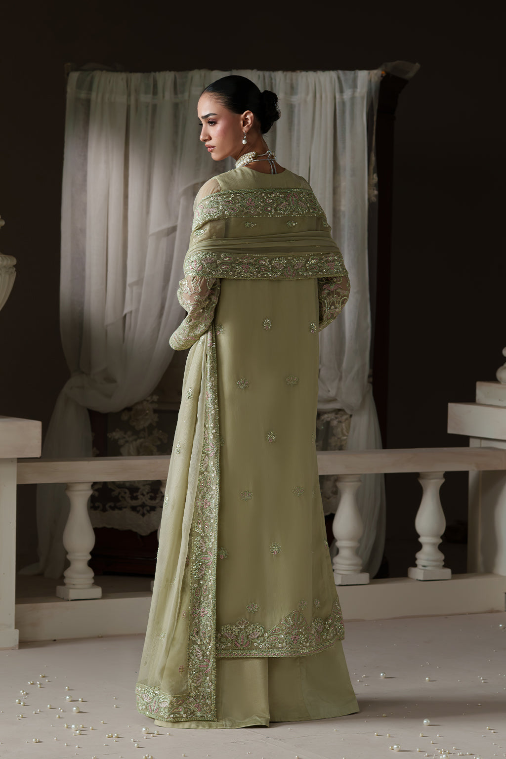 MODERN BELLE | MODERN HEIRLOOM | EMAAN ADEEL