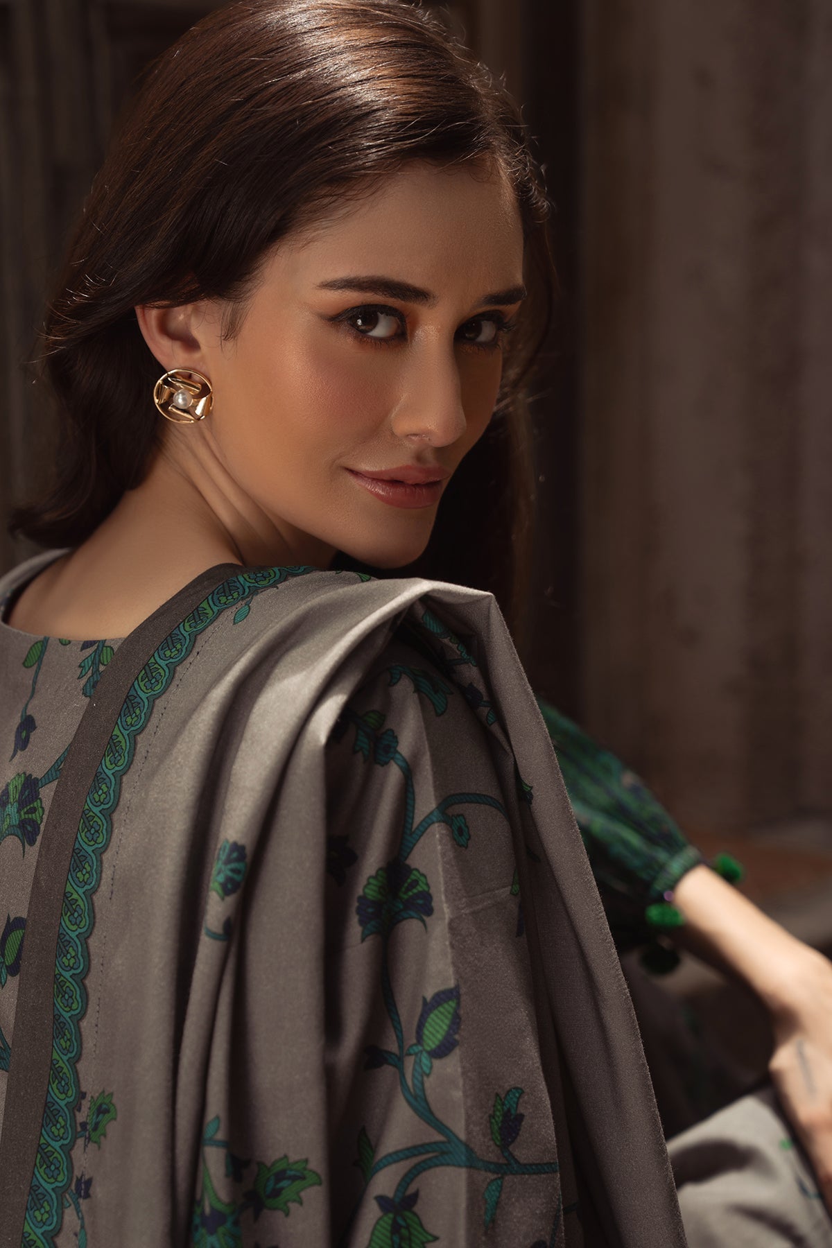 CPW5-07 | C PRINT V1 WINTER 2025 | CHARIZMA