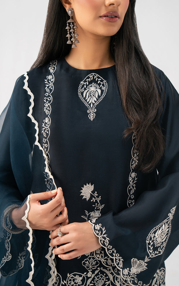 Dusky Allure | CELEVARA | ASIFA N NABEEL