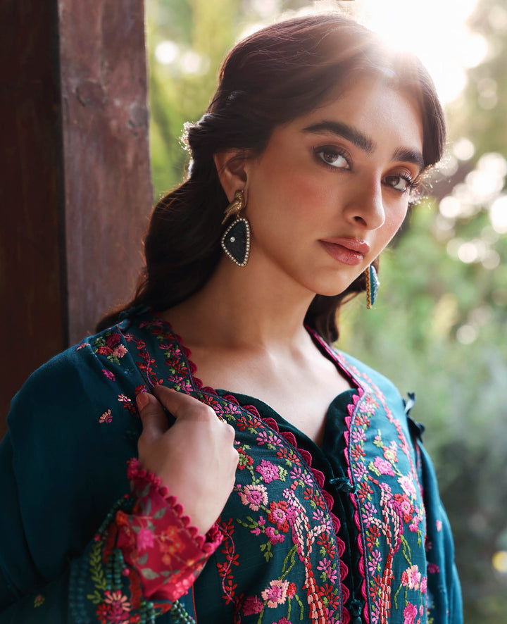 Evania | AMARIS - LUXURY SHAWL UNSTITCHED 2025 | REPUBLIC WOMENSWEAR