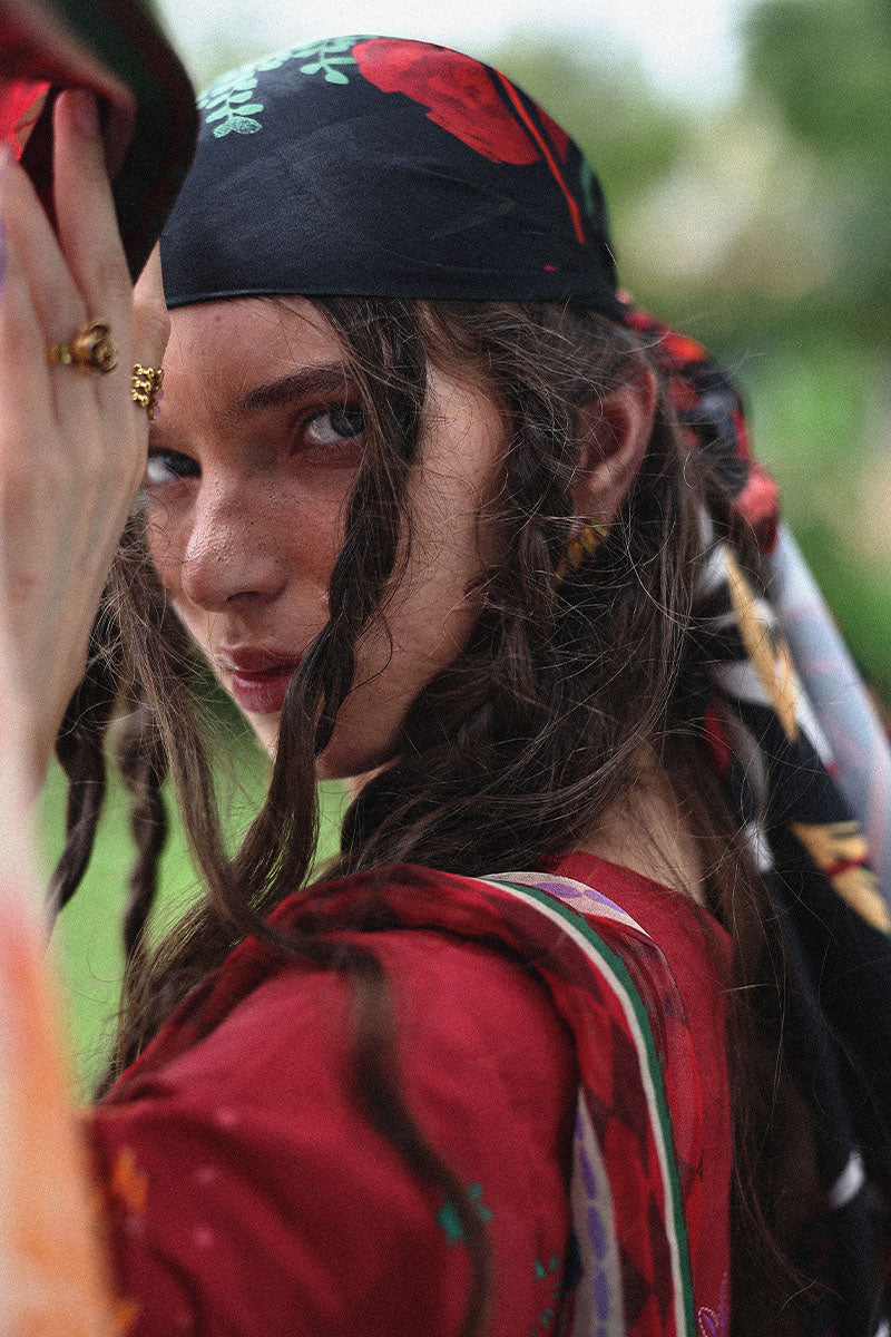 Amber Bosque | Mirasol Unstitched Printed Cambric | Mushq