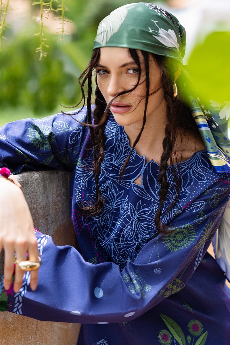 Amor Grito | Mirasol Unstitched Printed Cambric | Mushq