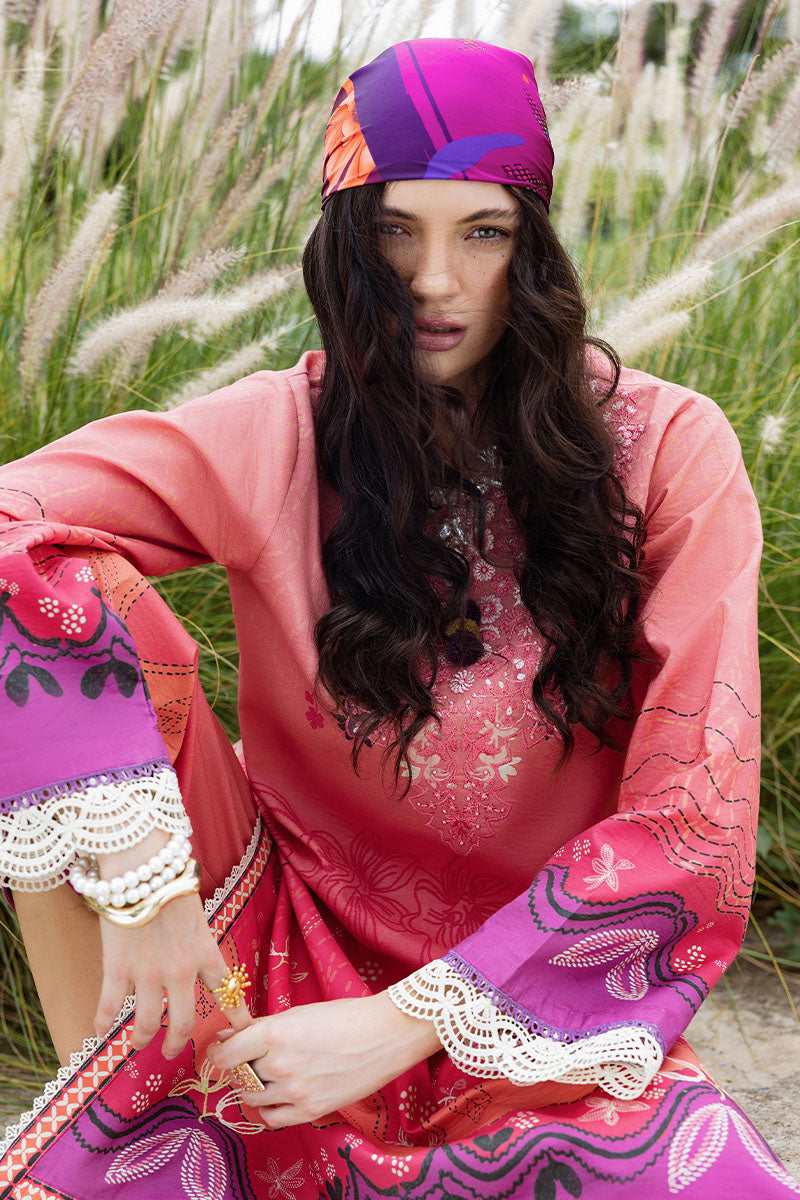 Amber Luz | Mirasol Unstitched Printed Cambric | Mushq