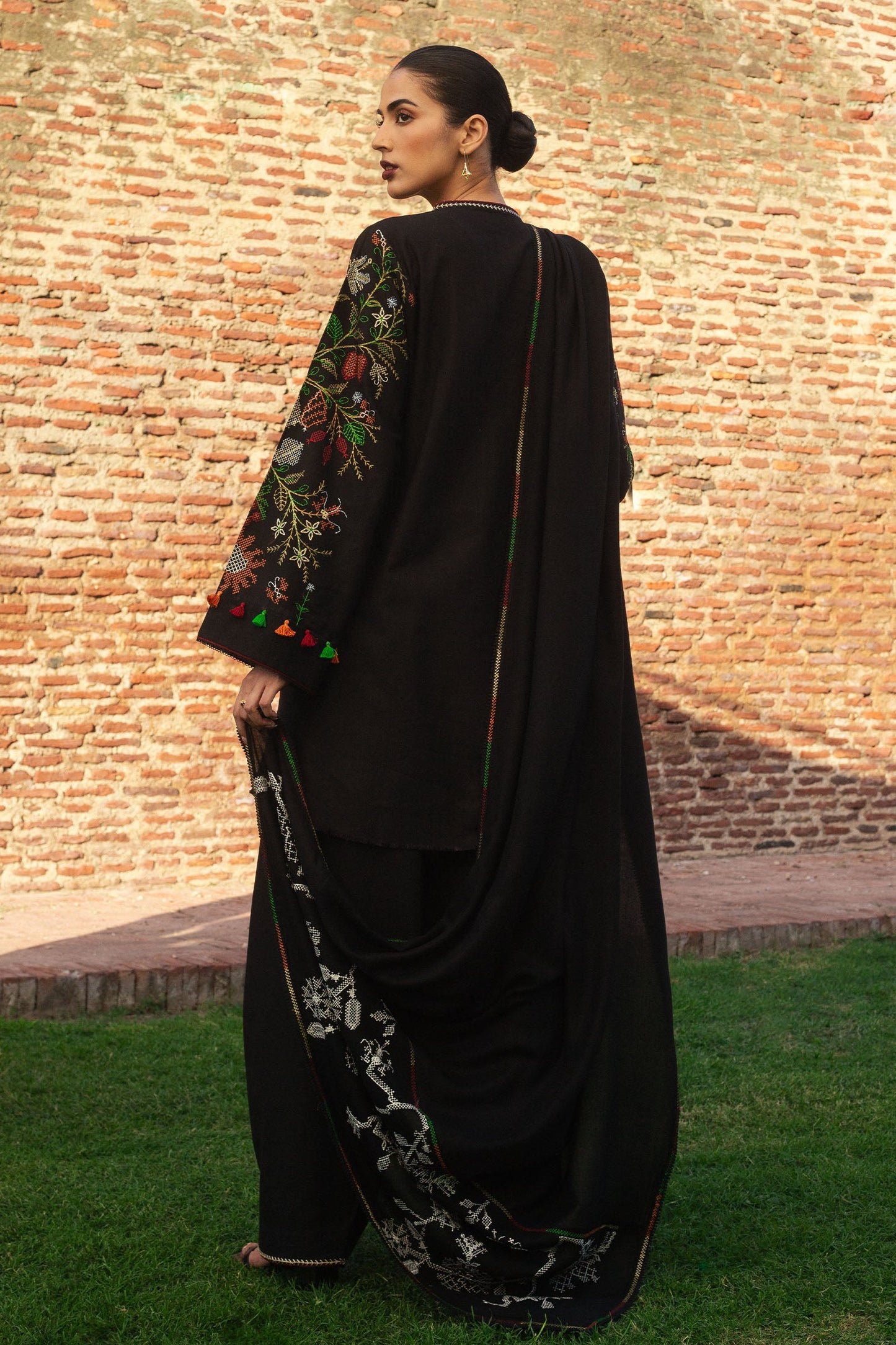 LALEH-D4 | WINTER UNSTITCHED 2024 | ZARA SHAHJAHAN